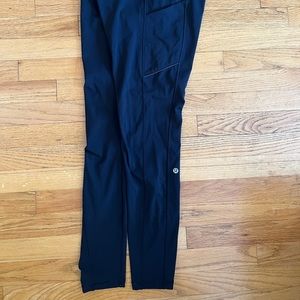 Black Lululemon High Waist Leggings with Pockets size 10